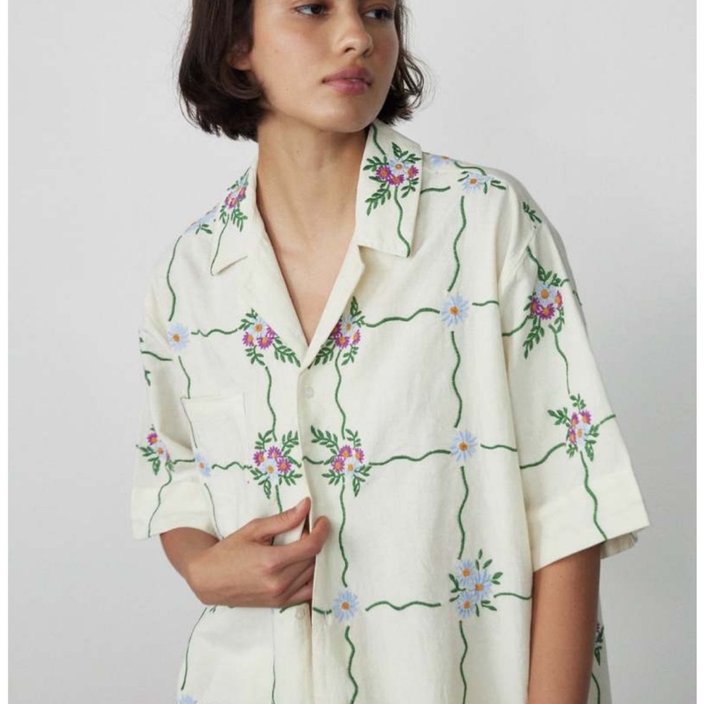 Floral Embroidered Cream Shirt